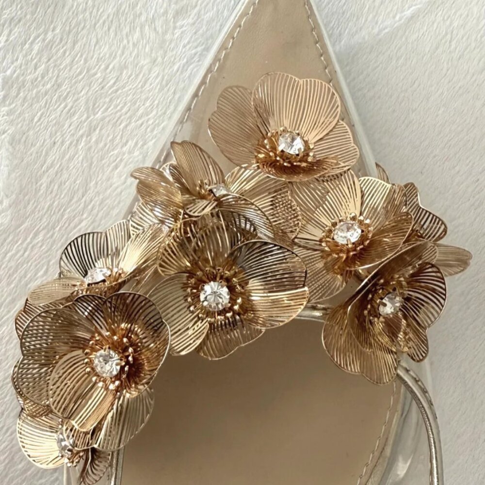 Betsey Johnson Womens Robin Heel Shoes Pump Flower Embellisments Gold Sz 8.5 New - Picture 7 of 11